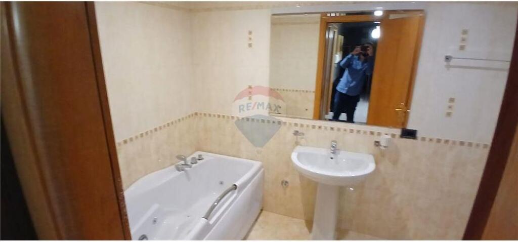 Jepet me qira apartament 2+1+2 tek Rruga Elbasanit