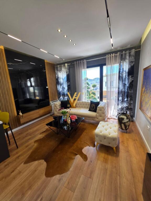 APPARTAMENTO 1+1 IN AFFITTO A VASIL SHANTO 1.000 EURO