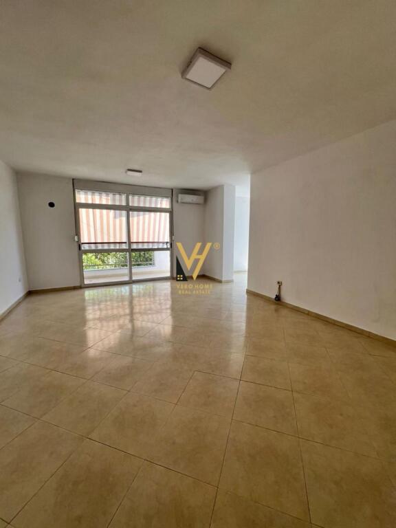 SHITET APARTAMENT 2+1+2+BLK TE ISH EKSPOZITA 350.000 EURO