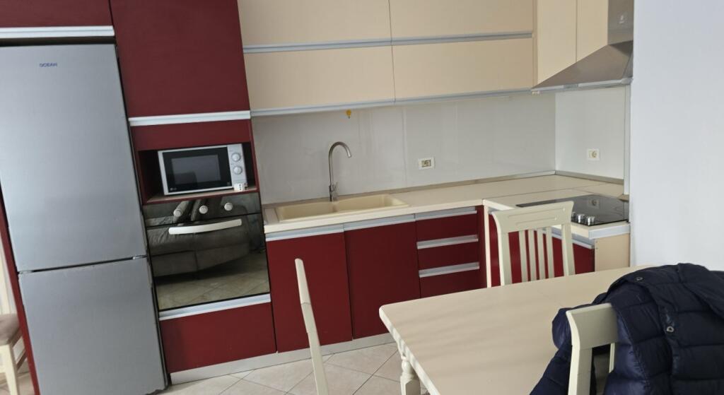 Affittasi appartamento 2+1 Misto Mame!
