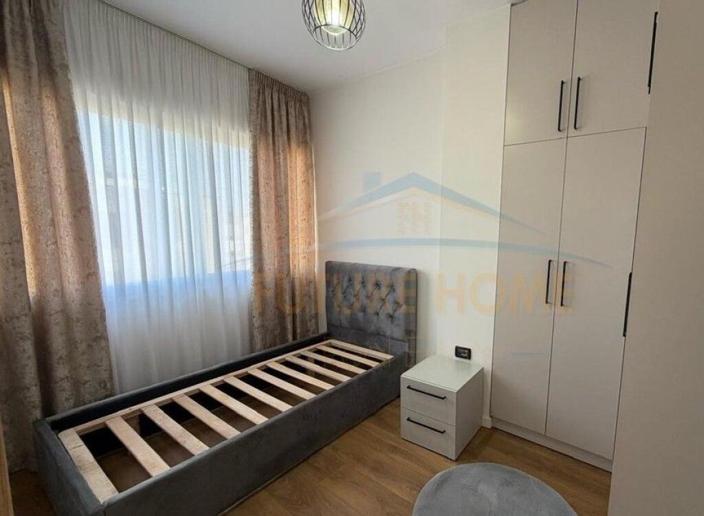 Shitet, Apartament 2+1, Unaza e Re, Tiranë