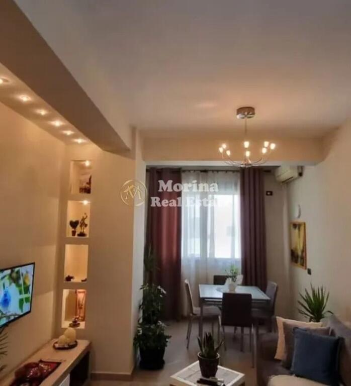 Affitto | Appartamento 1 + 1 | Comune di Parigi | 600 €/mese