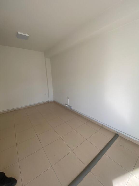 Apartament 1+1 per qera tek Rruga e Kosovareve