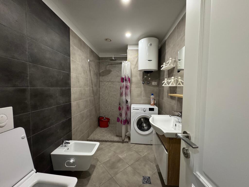 We sell 1+1 in Astir