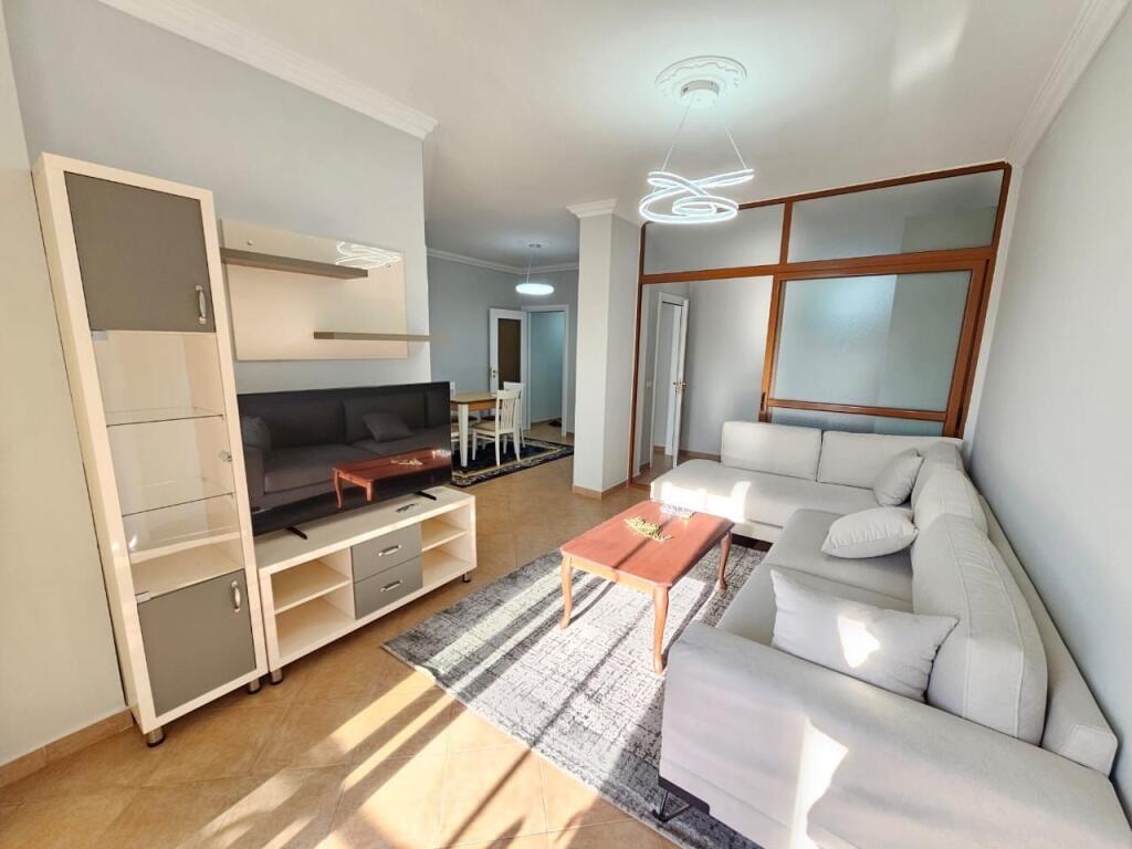 Appartamento in Affitto 2+1 Vicino a Via Kavaja (ID B2201647) Tirana