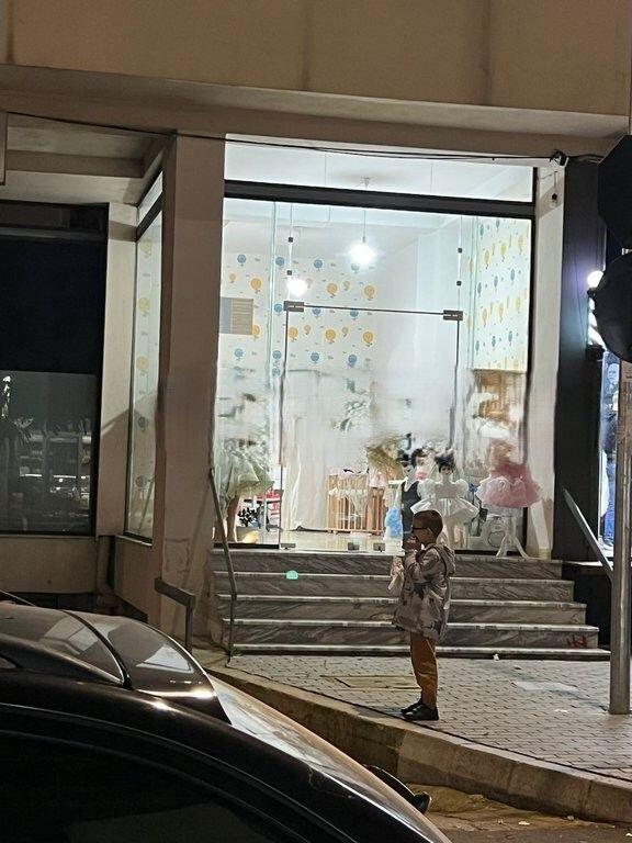 Shitet ambjent biznesi në Yzberisht, pranë Fitness Unik 68,000 €