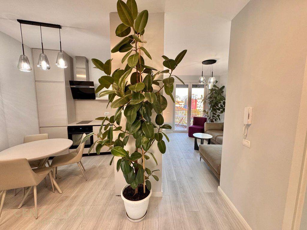 Appartamento 2+1+Posto Auto In Affitto, Via Dibra