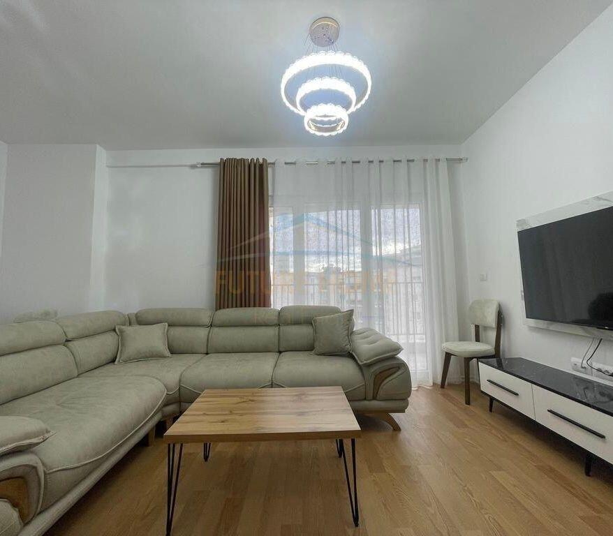 Appartamento in affitto 1+1, Zogu i Zi, Tirana