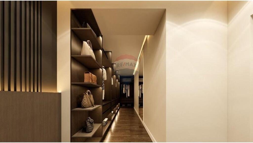 APARTAMENT PER SHITJE NE RRUGEN MYSLYM SHYRI   2+1