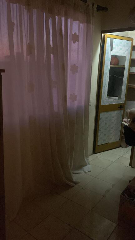 Apartament me qira – Përballë Shkollës Bajram Curri