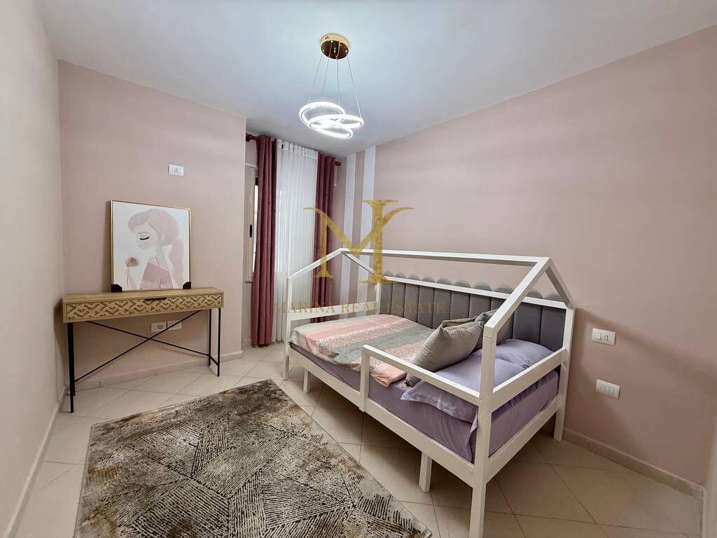 SUPER APARTAMENT 2+1 PER QERA ME PAMJE NGA DETI PRANE URES SE DAJLANIT , DURRES !