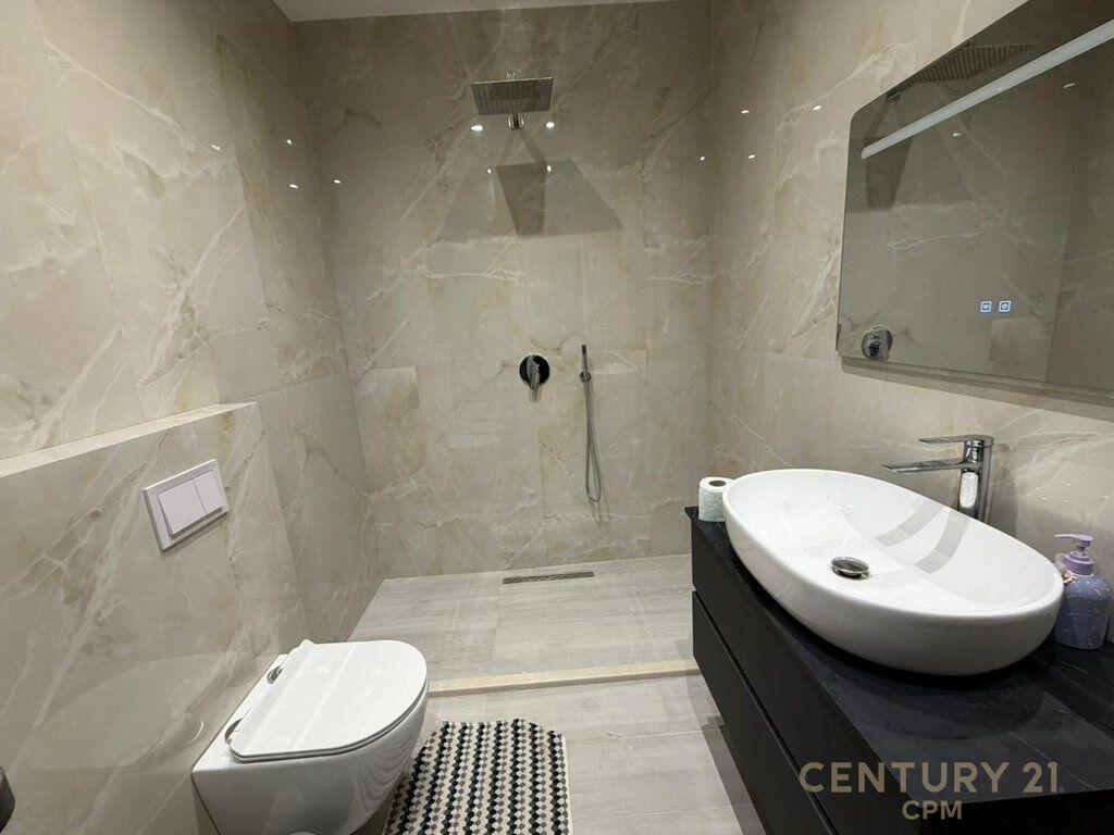 Attico di lusso in vendita – Rose Garden Residence, vicino a TEG