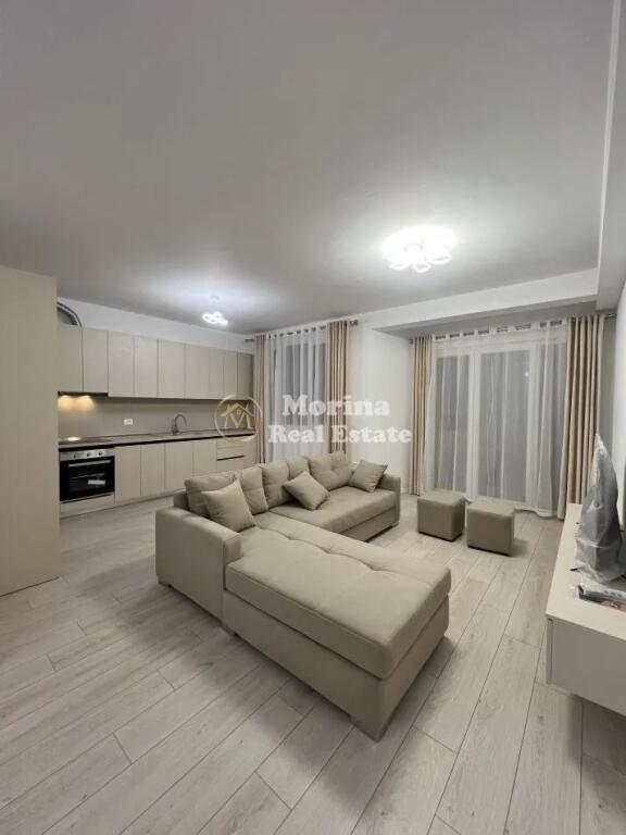 Qera | Apartament 2 + 1 | Ish Fusha e Aviacionit | 600 €/muaj