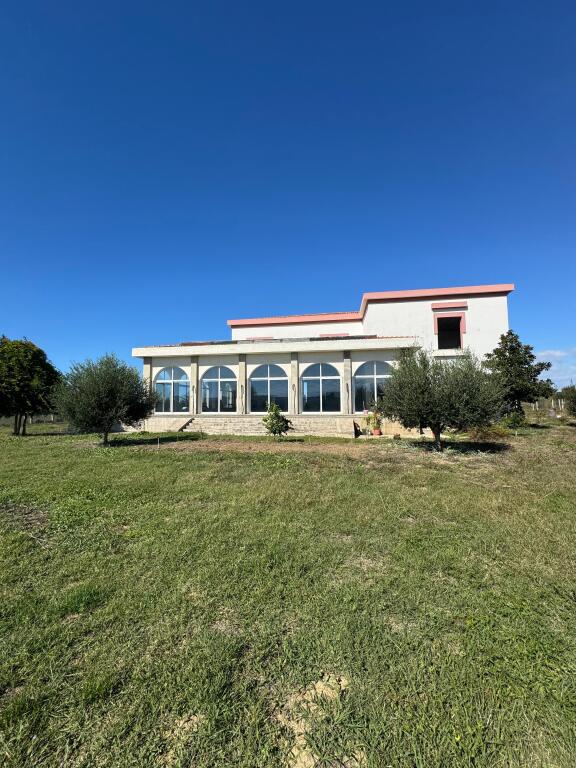 Shitet Kompleks per Agroturizem Sukth