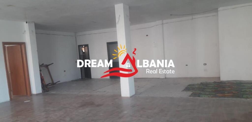 Locale commerciale in affitto nella zona di Astiri a Tirana (ID 4281134)