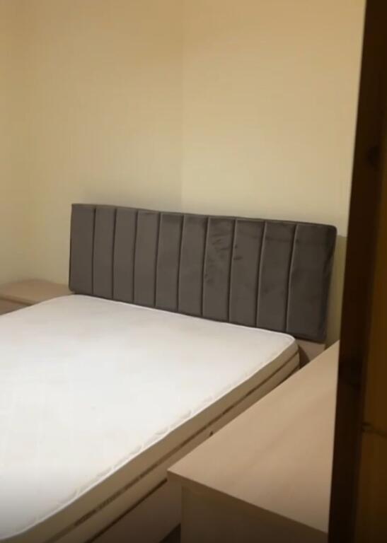 Jepet me qira apartament 1+1 në Yzberisht!