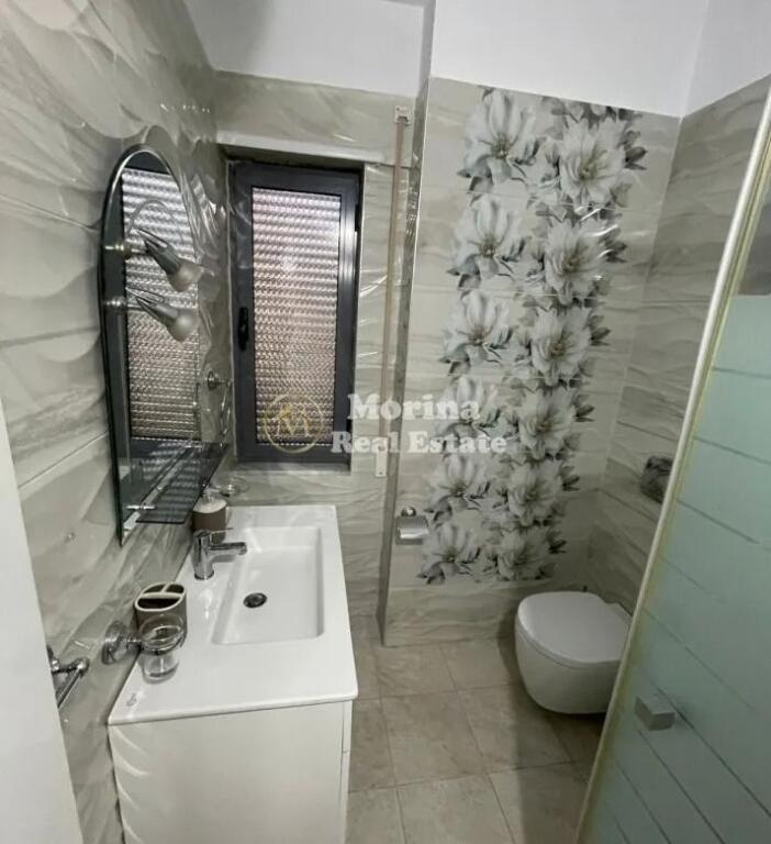 Affitto | Appartamento 2 + 1 | Comune di Parigi | 750 €/mese