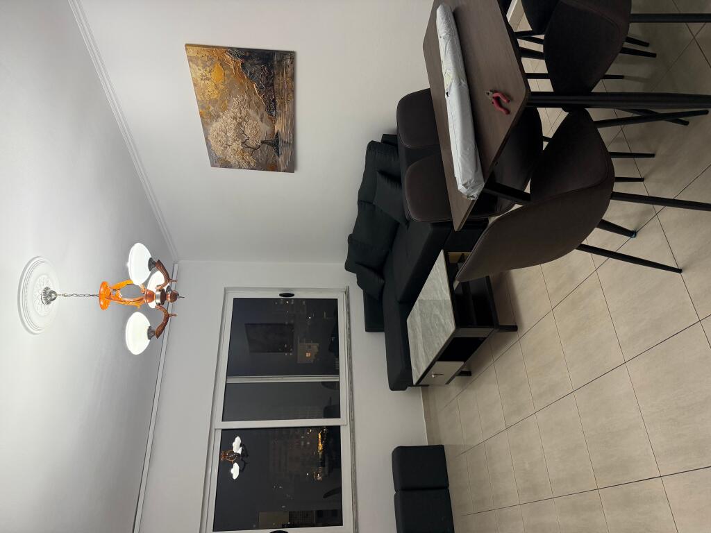 Jepet me qira apartame 2+1 pranë Fondi Besa në Astir!