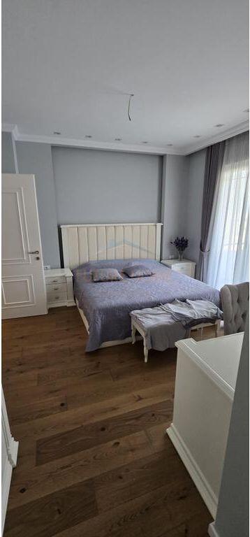 Affitto, Appartamento 2+1+2+Posto Auto, Giardino Botanico, Tirana