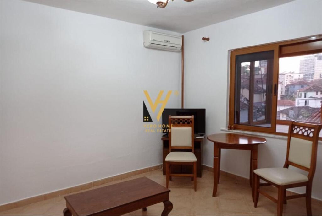 IN VENDITA APPARTAMENTO 1+1+ANNESSO IN VIA ELBASAN 125.000 EURO