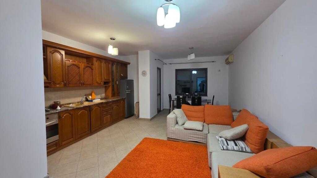 VENDESI APPARTAMENTO 2+1, Via Frang Bardhi