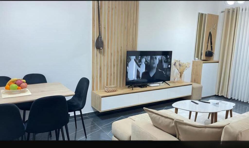 Affittiamo appartamento 1+1 al Complesso Mangalem, Ali Demi. 450 € /Mese