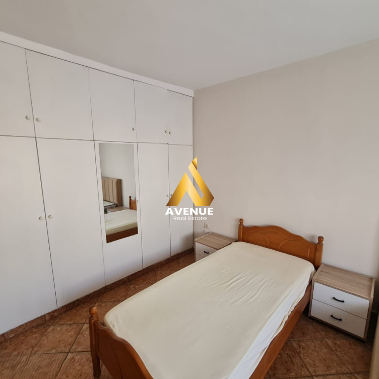 Jepet Apartament 2+1 Me Qira, pranë Rrugës së Elbasanit, Tiranë