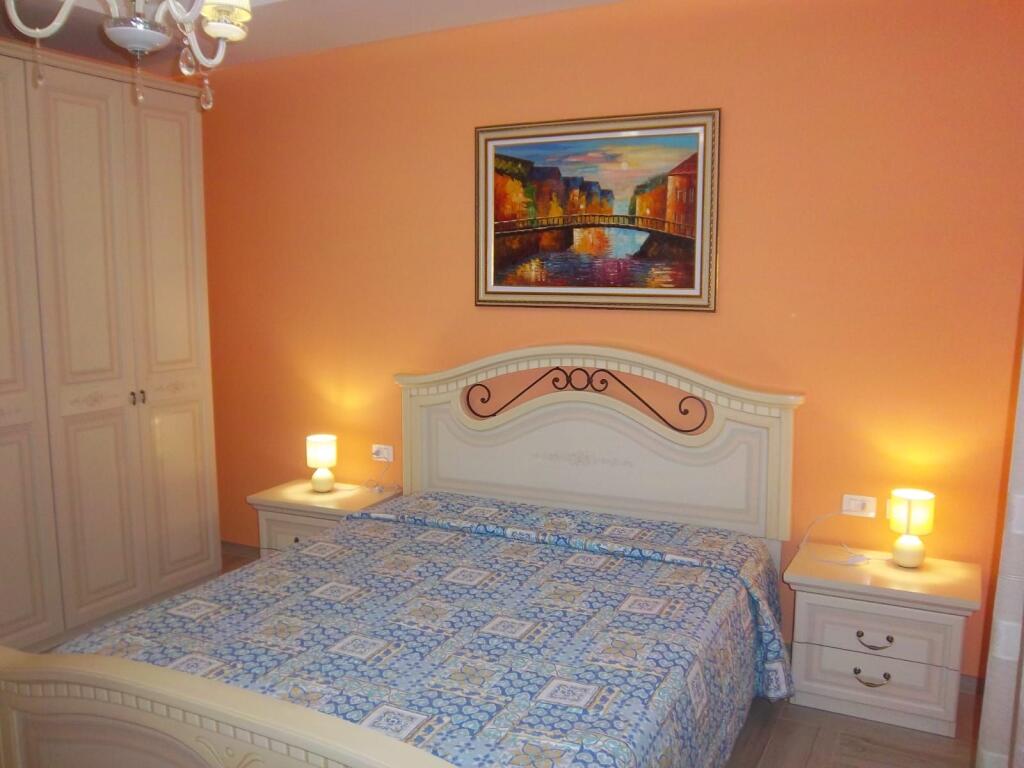 🏢Ferit Xhajko Street near the former Durres Restaurant, a 1+1+garage apartment, furnished, 600 Euros for rent