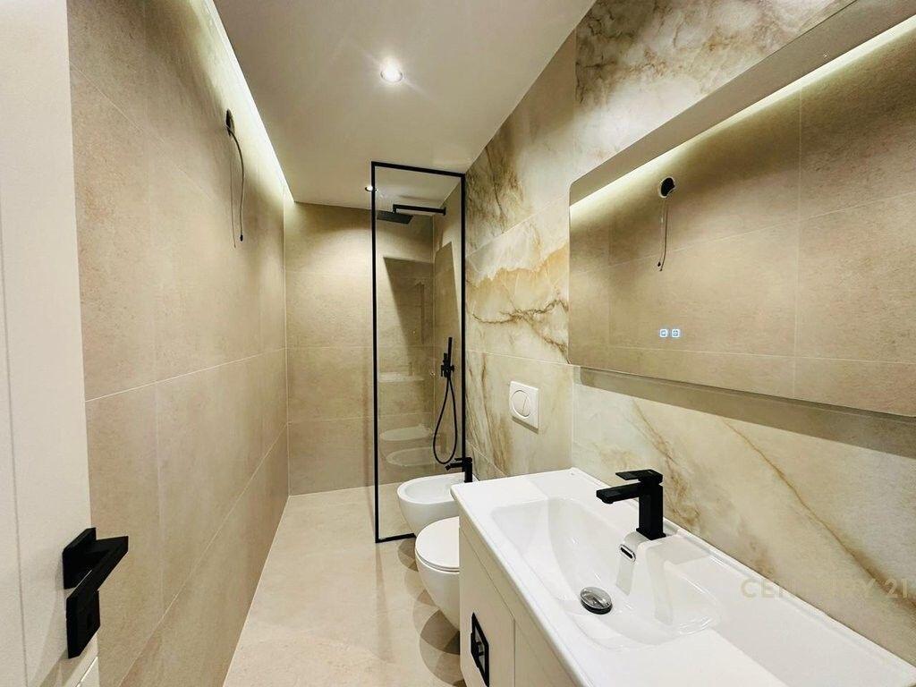 We sell 1+1 apartment on Muhamet Gjollesha street