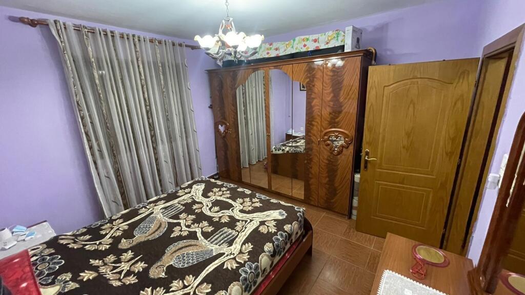 1+1, furnished at report tv, December 21, 400 thousand lek