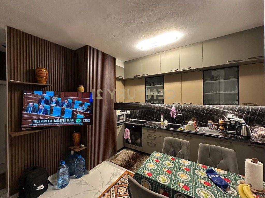 SHITET APARTAMENT 2+1 NE PORCELAN