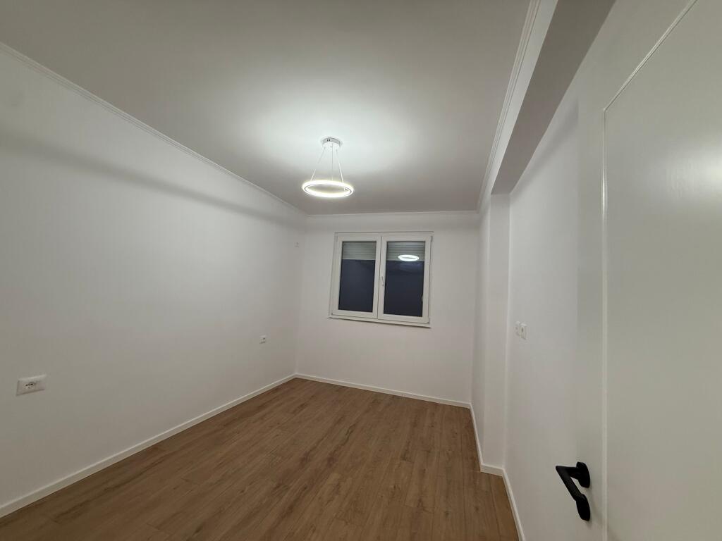 Shitet apartament 1+1 ne Don Bosko