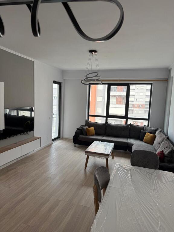 Affittasi appartamento 1+1 ad Astir presso Urban Gate!