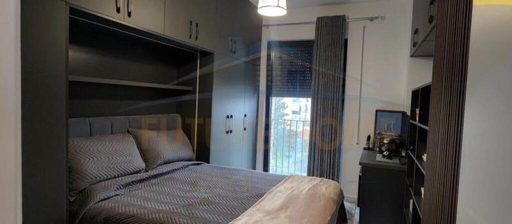 In vendita, Appartamento 2+1, Porcelan, Tirane