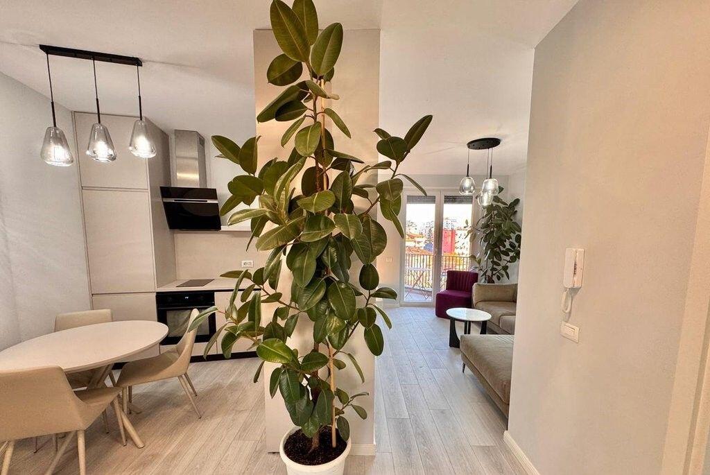 FOR RENT APARTMENT 2+1 + PARKING SPACE – AT DIBRA STREET!