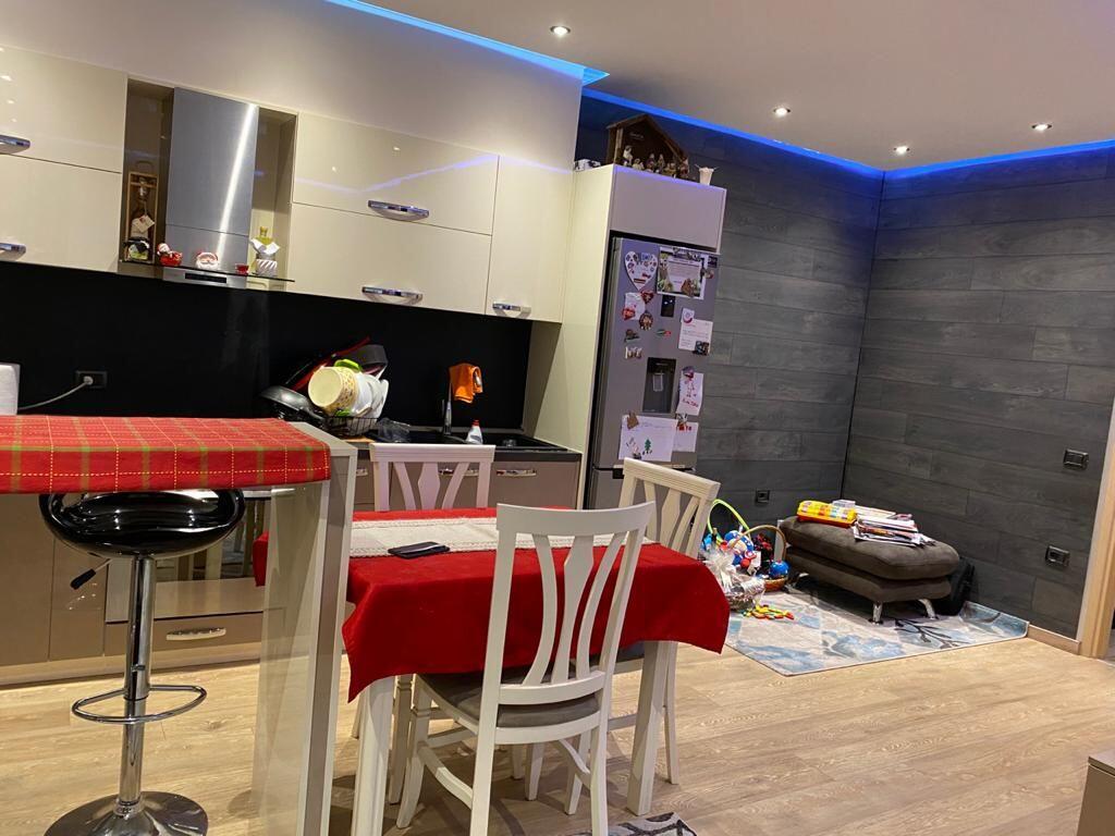 Apartment 2+1 for rent in Yzberisht