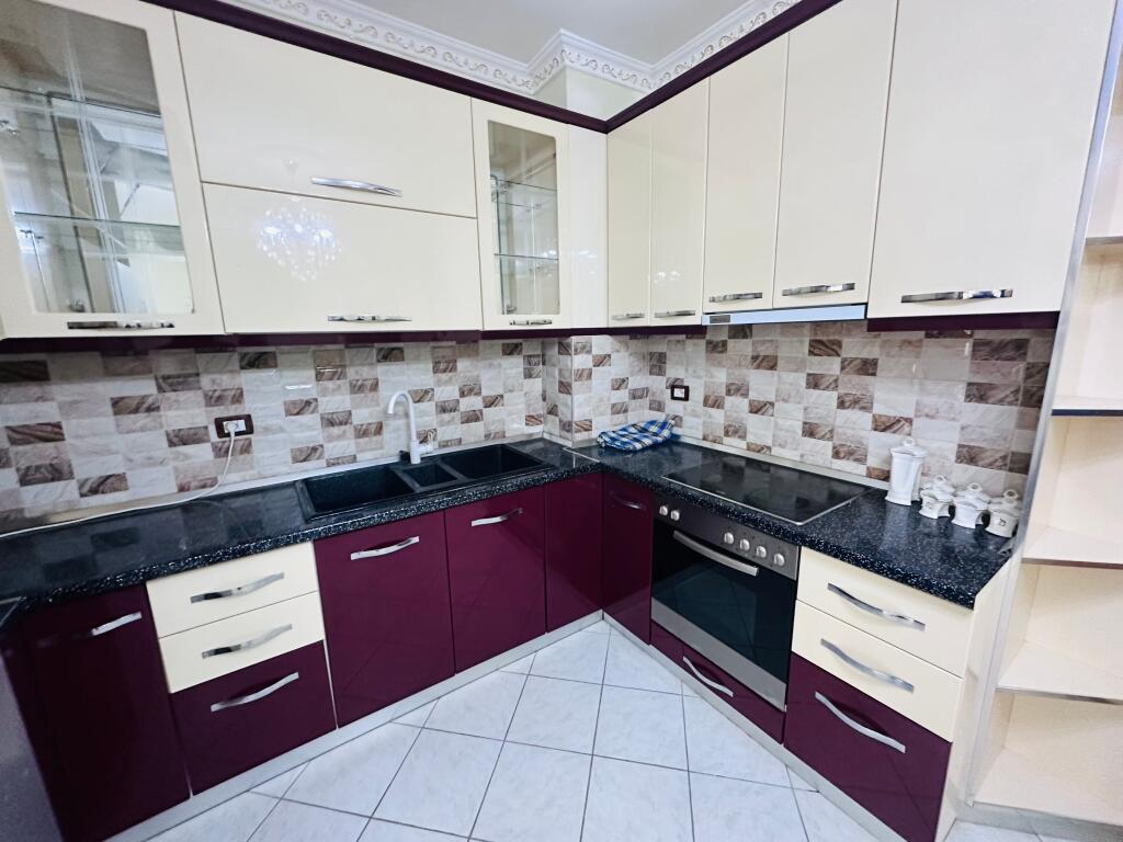 Affittasi Appartamento 1+1+1 Balcone