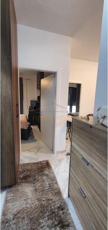 Shitet, Apartament 2+1, Porcelan, Tirane