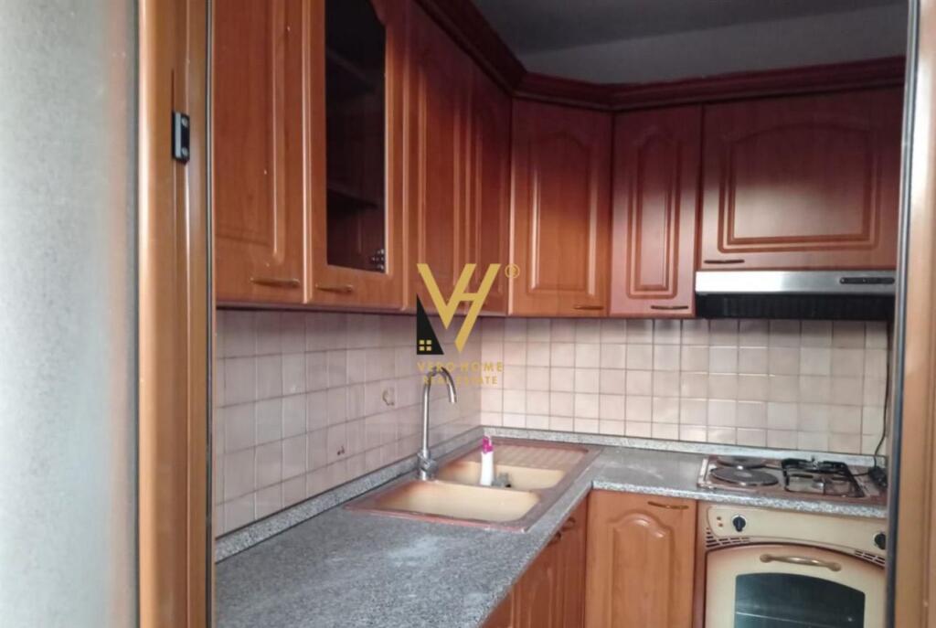 IN VENDITA APPARTAMENTO 1+1+ANNESSO IN VIA ELBASAN 125.000 EURO