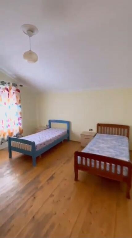 Jepet Apartament me qera