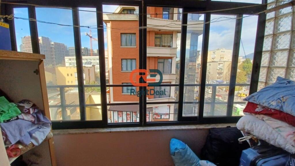 At 21 Dhjetori, Apartment 2+1 for Sale, Ideal for Living or Investment!!