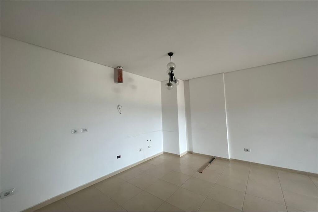 Apartament 2+1 me qera tek Rruga e Kavajes