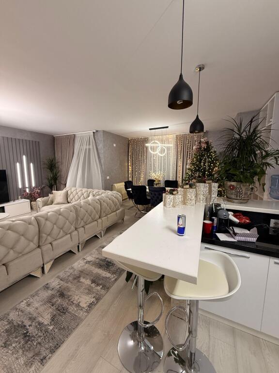 SHITET APARTAMENT 2+1+2, VOLLGA, DURRES.