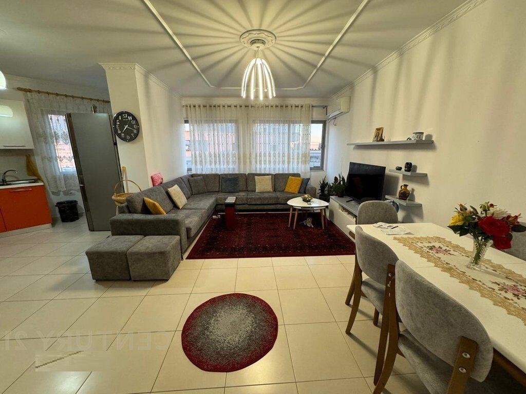 Shitet apartament 2+1+2, ne Fresk!
