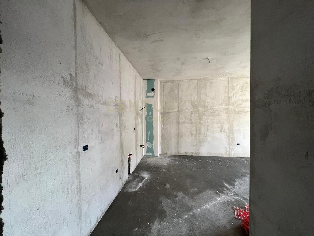 Shesim Apartament 2+1+2 – Rezidenca “Lidhja e Prizrenit”, Paskuqan!