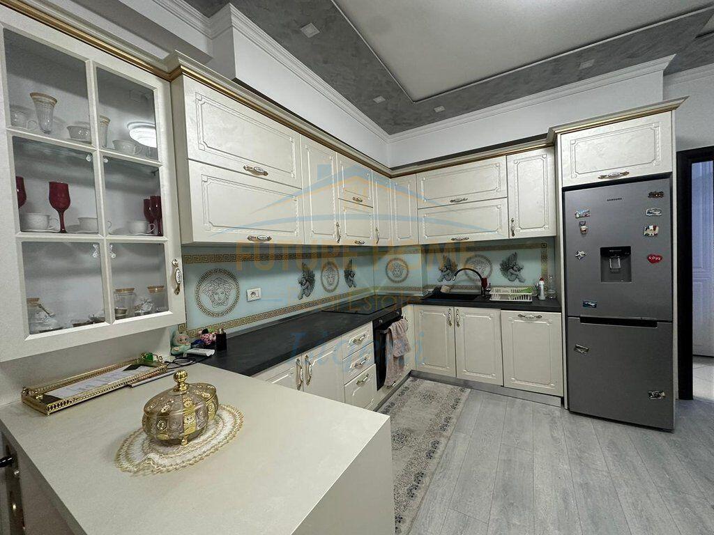 Qera , Apartament 2+1+2 Unaza e Re , Tirane