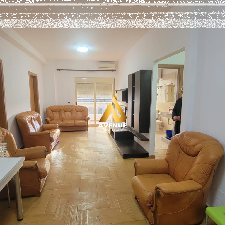 Apartment 2+1 for Rent – Near Rruga e Kavajës, Tirana