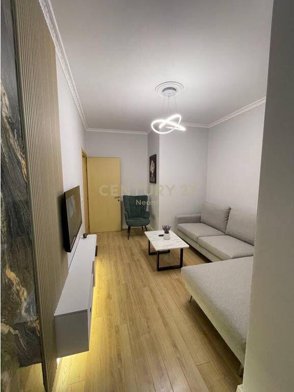 Shitet 1+1 Te Kodra e Diellit Elonora 125,000 € Sip. Totale  56m2