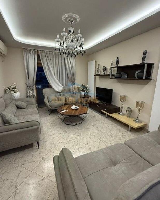 For sale, 2+1 Apartment, Hoxha Tahsim Street, Tirana.