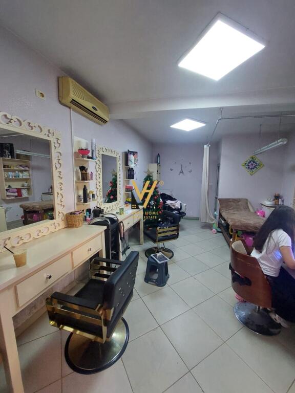 SHOP+APARTMENT FOR RENT-AT THE SCHOOL “BAJRAM CURRI” 80,000 LEKE
